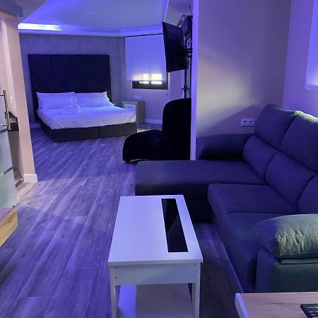 Apartamentos Las 7 Esencias 利纳雷斯 外观 照片