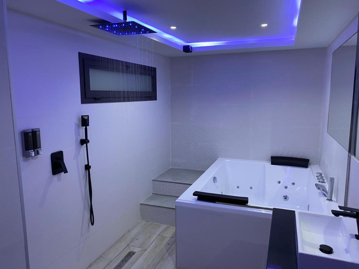 Apartamentos Las 7 Esencias 利纳雷斯 外观 照片