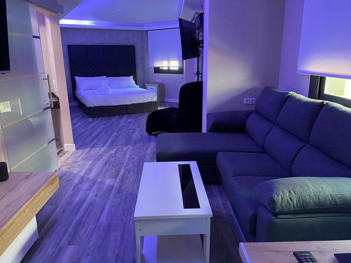 Apartamentos Las 7 Esencias 利纳雷斯 外观 照片
